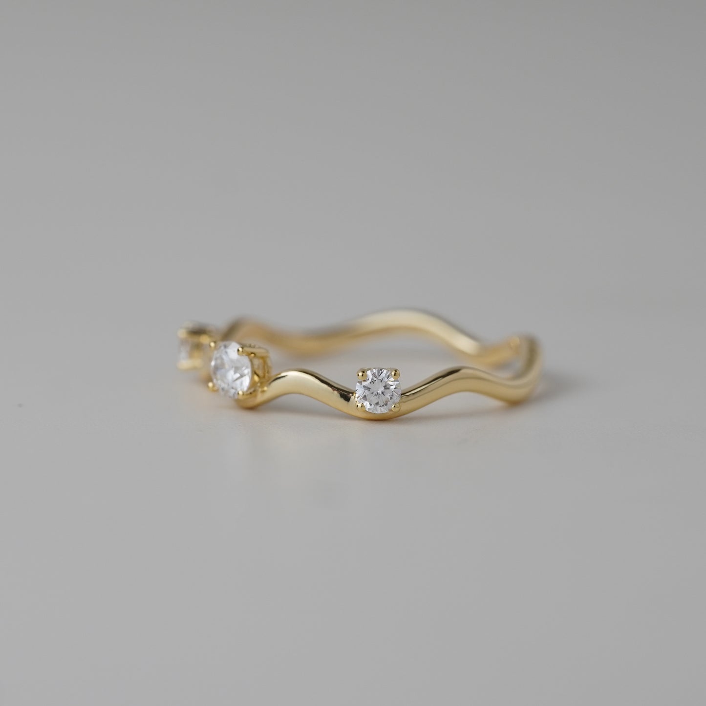 Cora Flow Lab Grown Diamond Ring