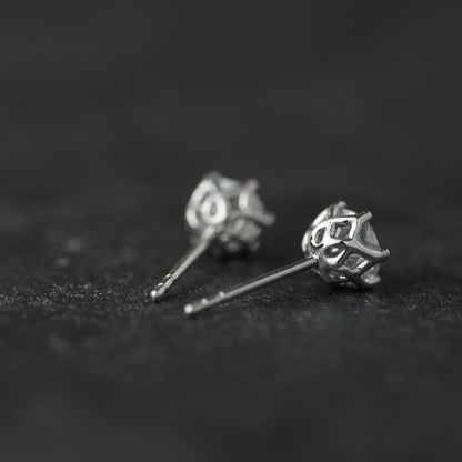 0.5CT Lily Diamond Lab Grown Diamond Stud Earrings