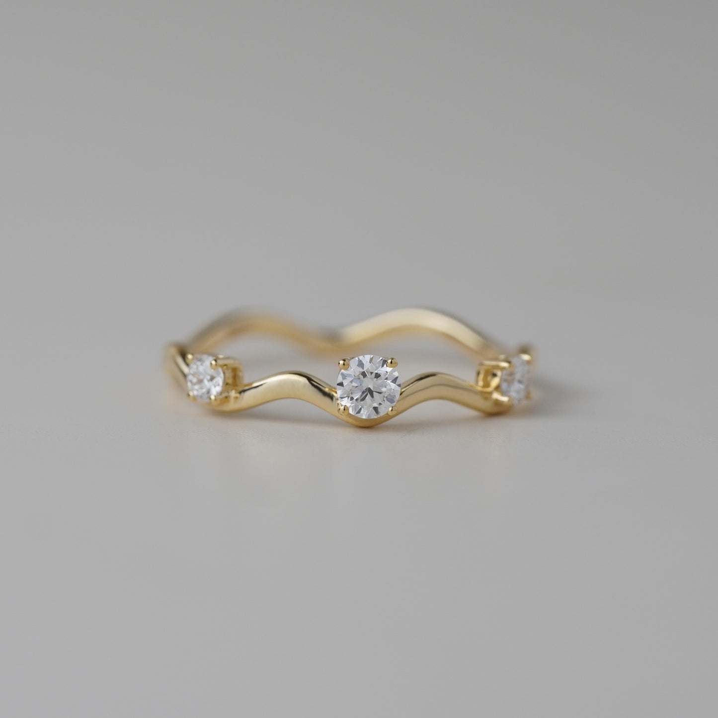 Cora Flow Lab Grown Diamond Ring